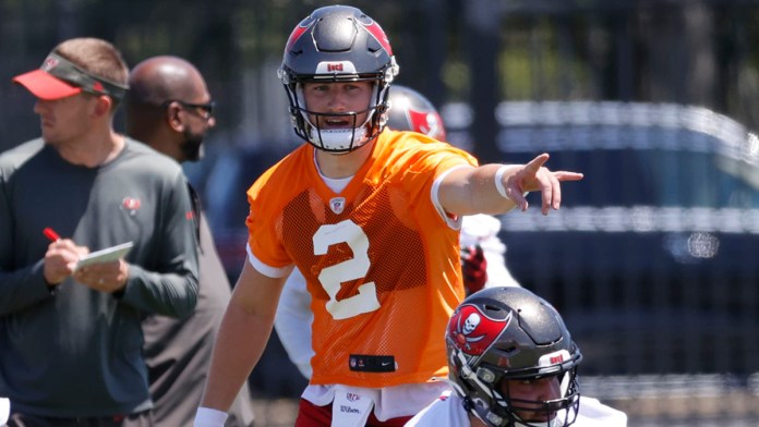 Dan ‘Bucs’ chance a novatos; tiene Brady pocas jugadas